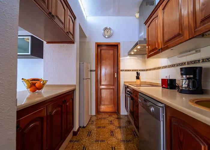 Willa Duque Poris De Abona *